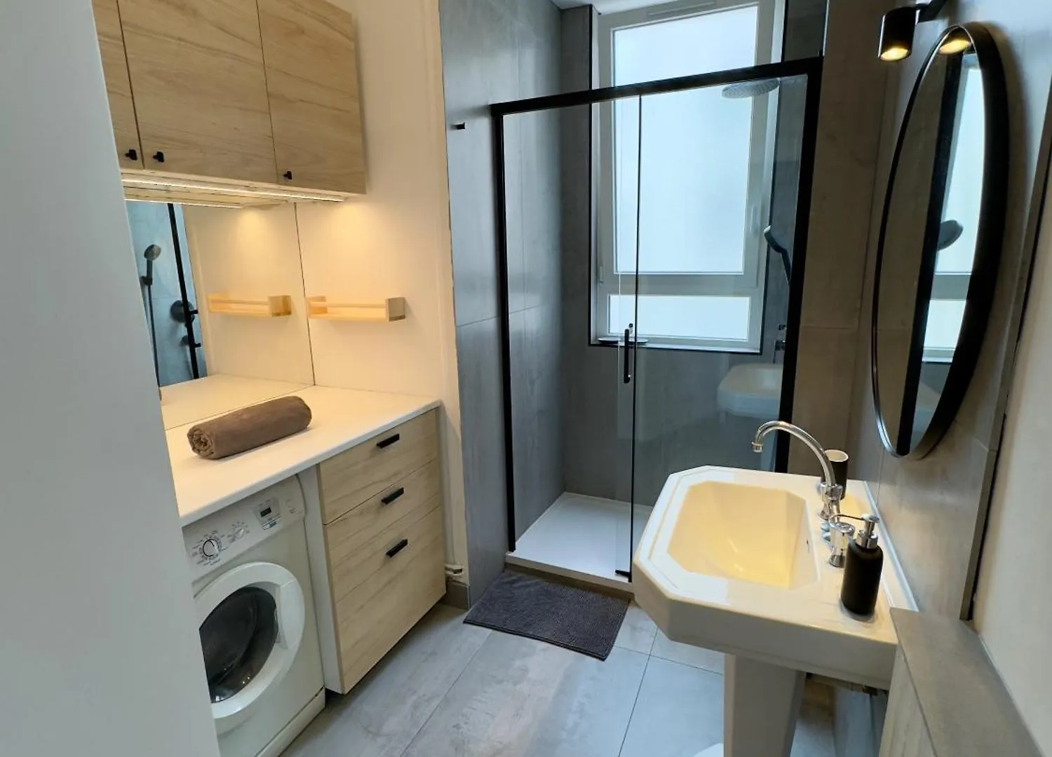 Charmant Appartement A Paris 16ᵉ 0*,