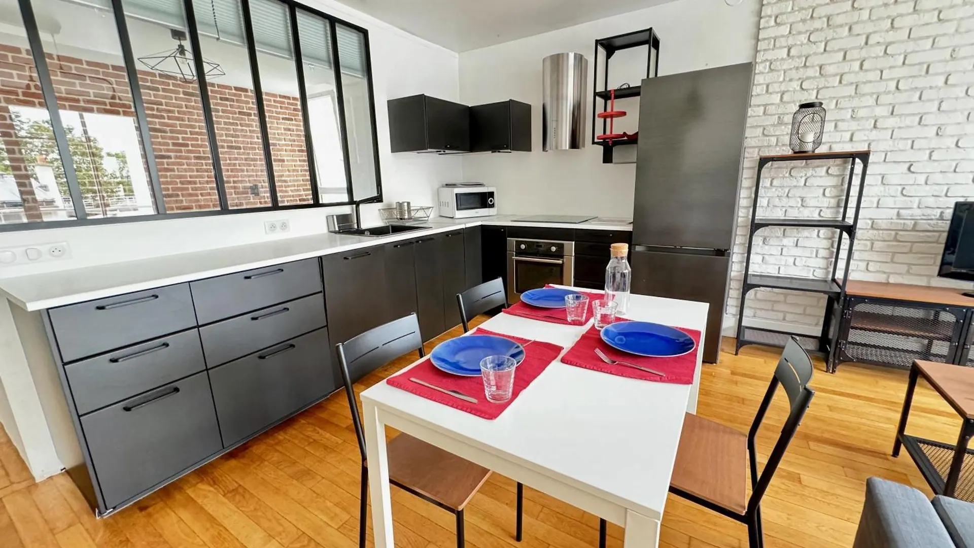Charmant Appartement A Paris 16ᵉ 0*,  Francja